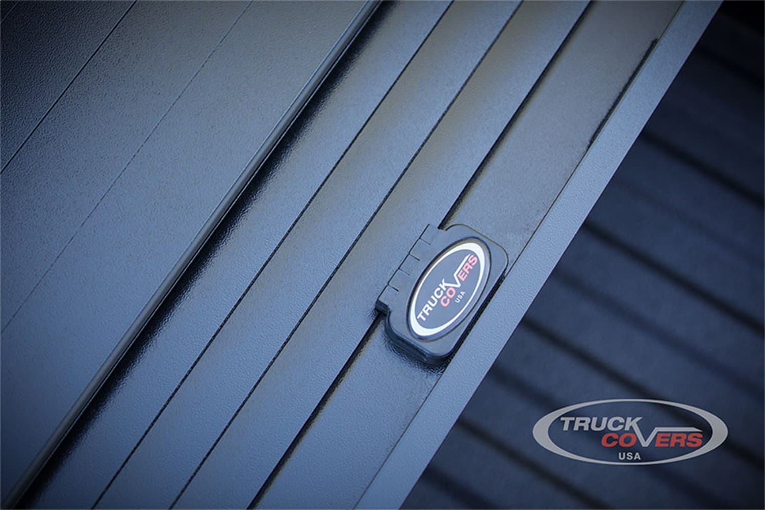 Truck Covers USA - CR201 - Tonneau Cover image 4