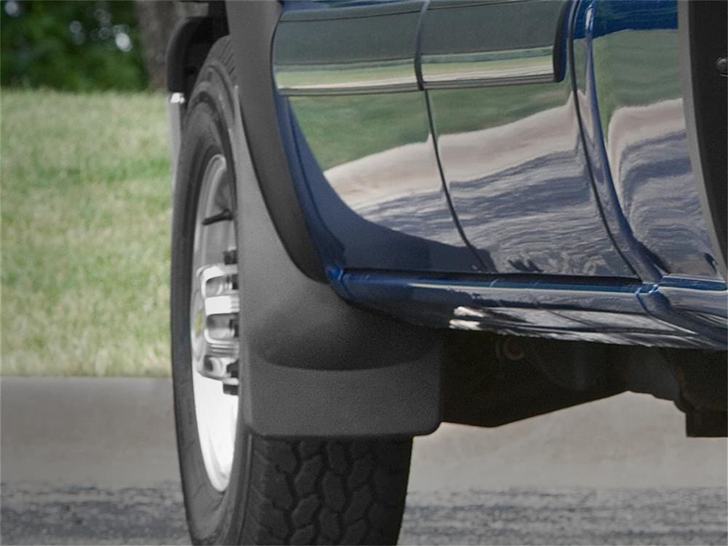 Weathertech - 110005 - Mud Flap image 2