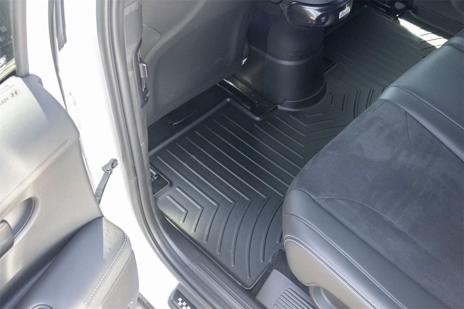 Weathertech - 4418952 - Rear - Floor Mat Set image 13