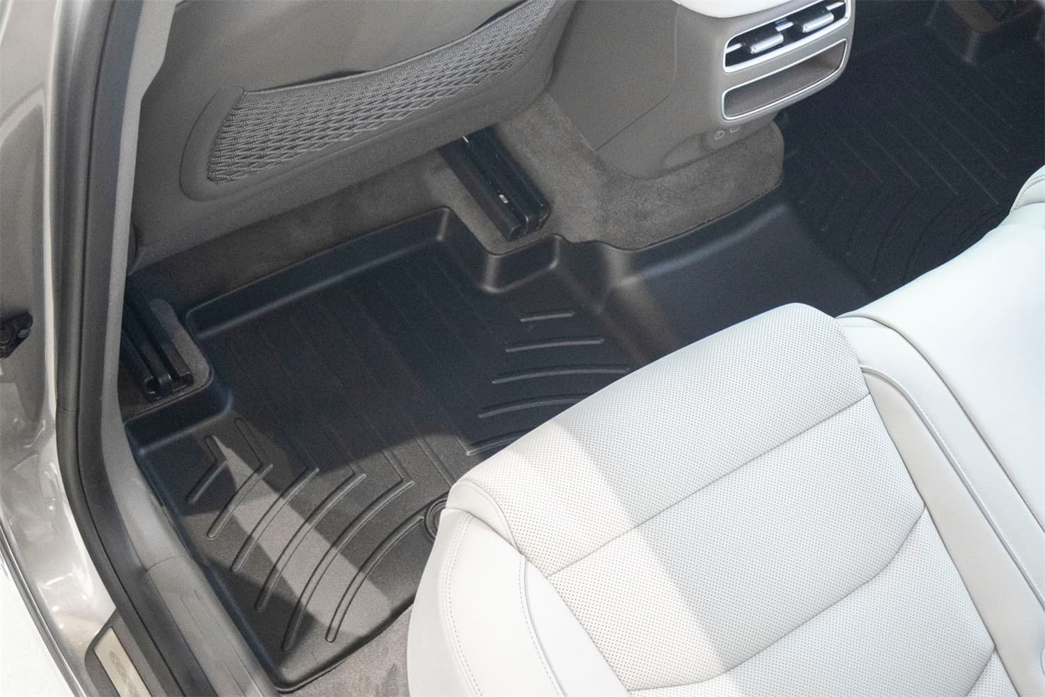 Weathertech - 4419522 - Rear - Floor Mat Set image 9