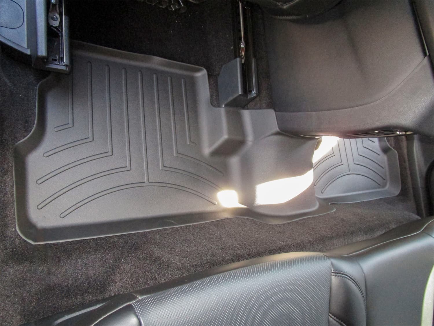 Weathertech - 444593 - Rear - Floor Mat Set image 13