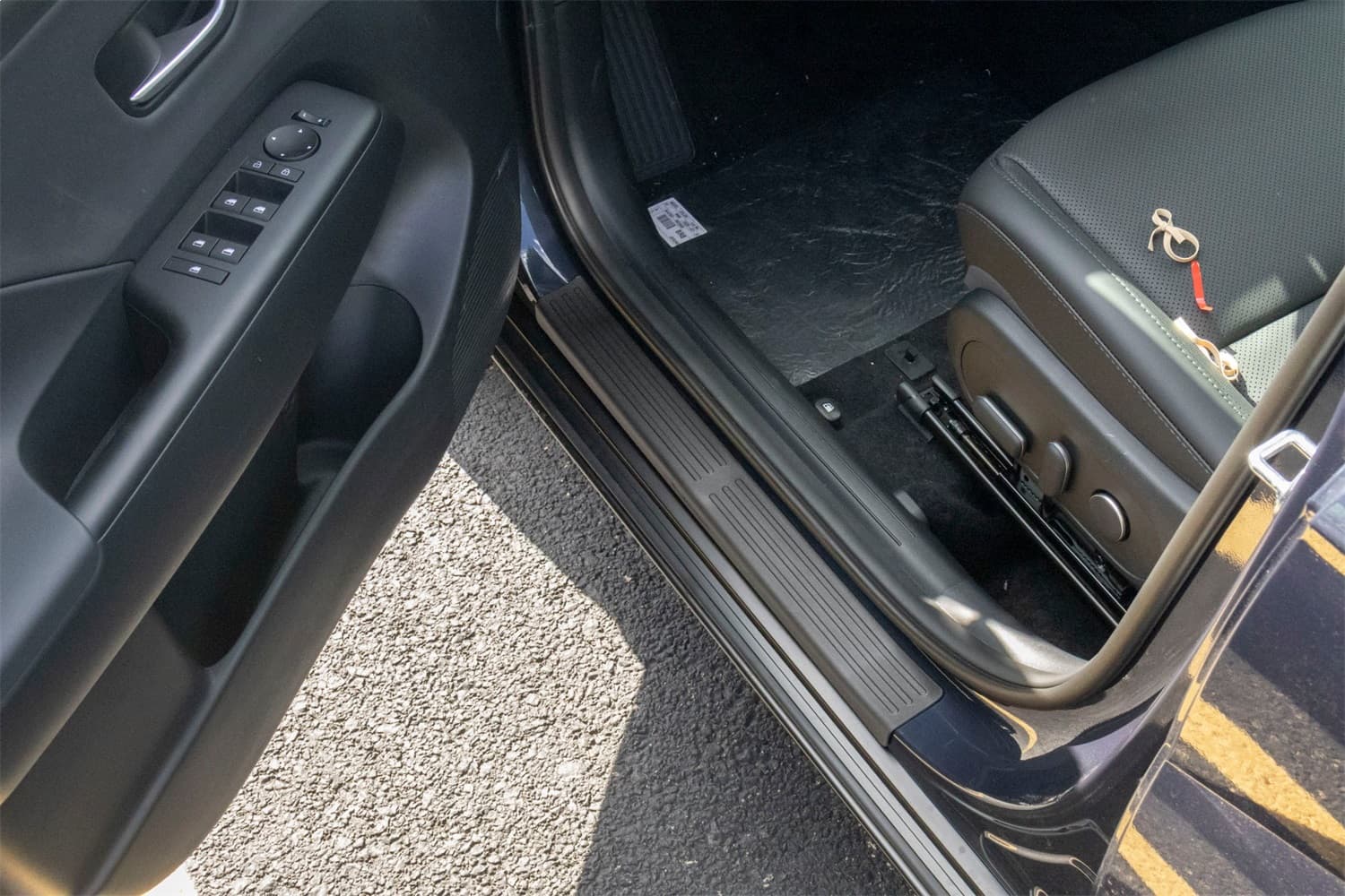 Weathertech - ST063K1 image 1